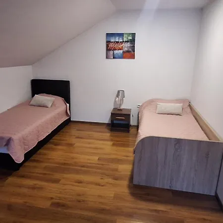 아파트 Dan & Noc Višegrad